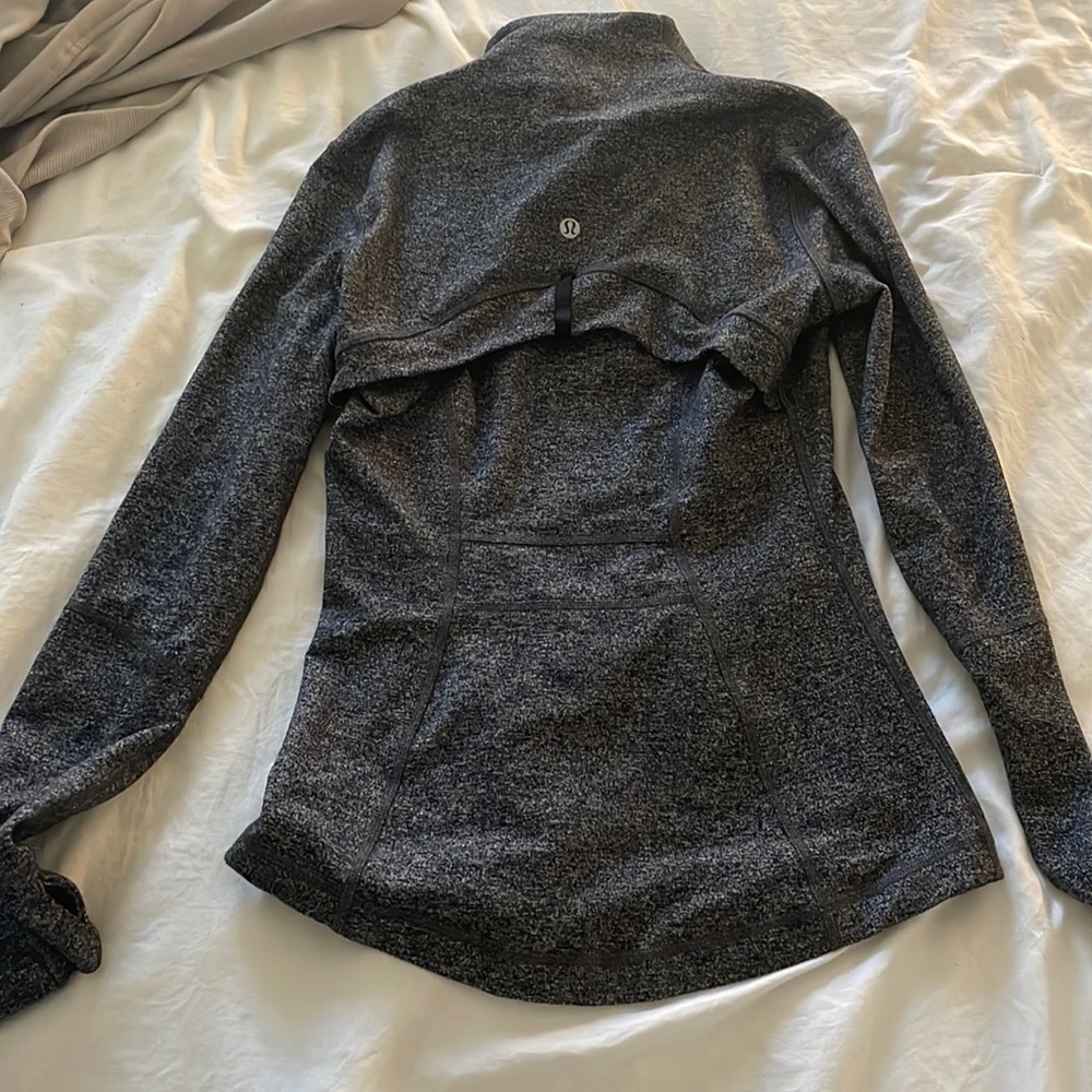 Lululemon bbl jacket - Picture 2 of 2